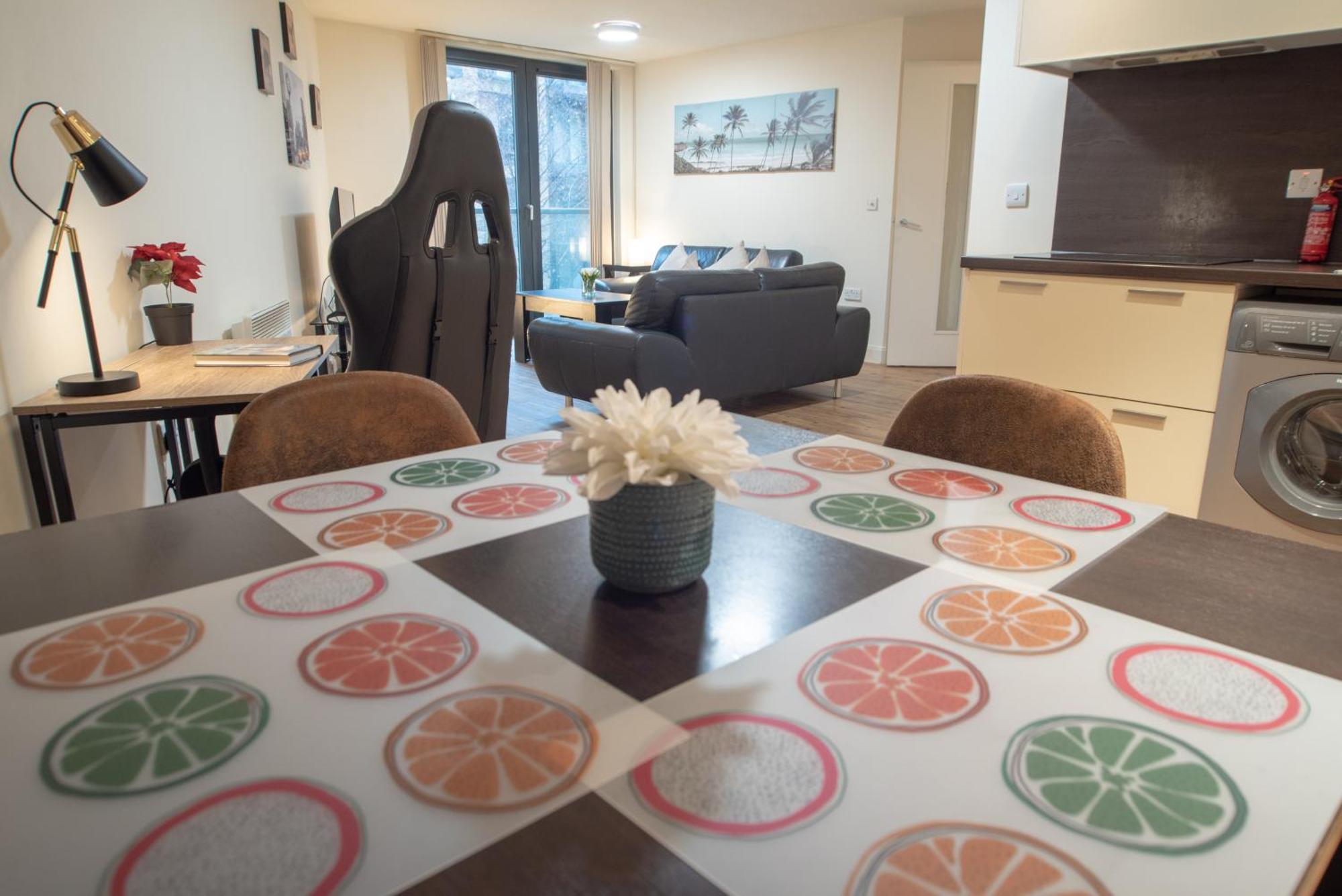 Discover Comfort And Style - Your Elegant Offers A 2-bedroom Haven With Free Secure Parking And Coffee!