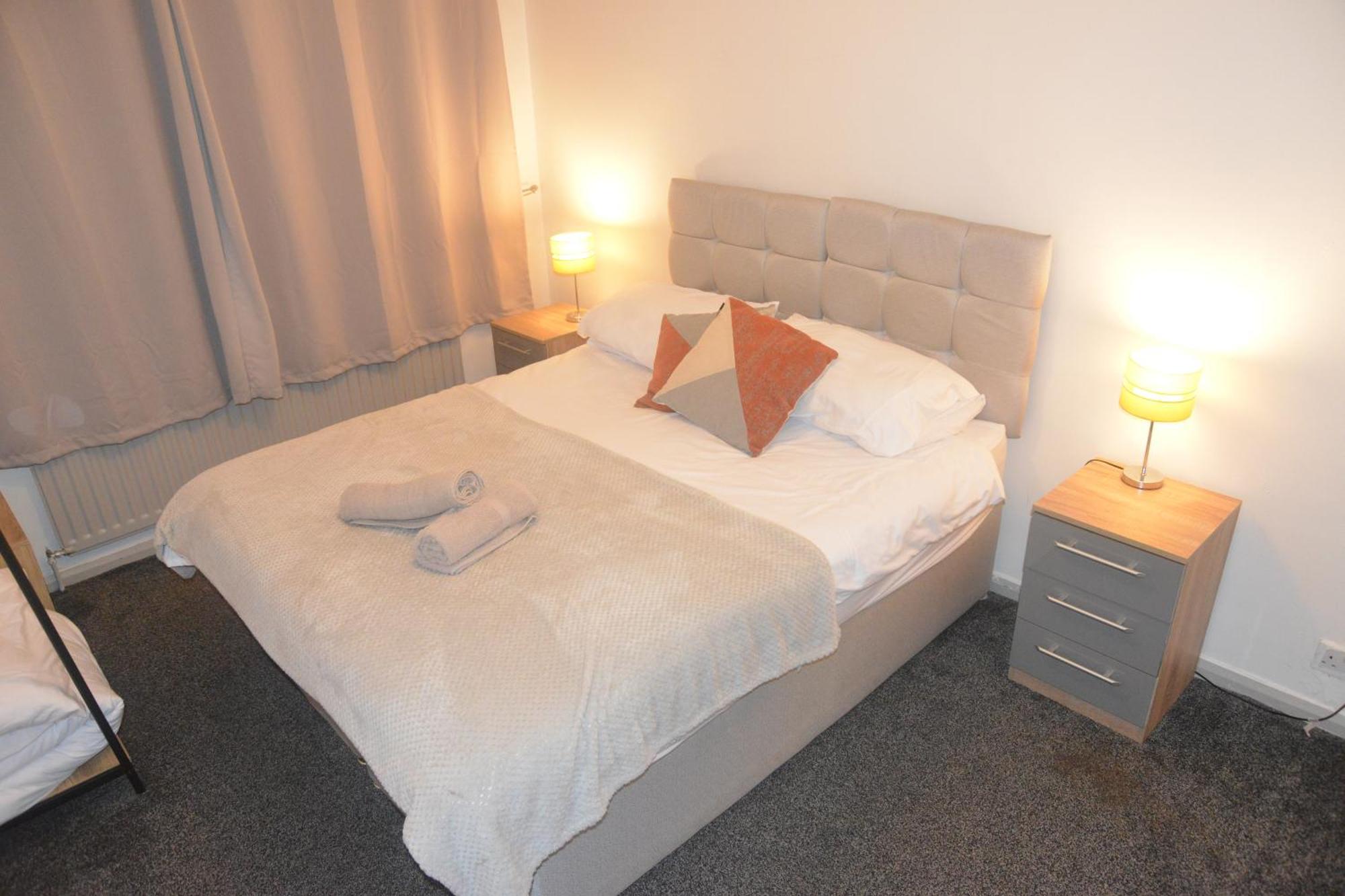 3 Bedroom House In Holiday home Birmingham