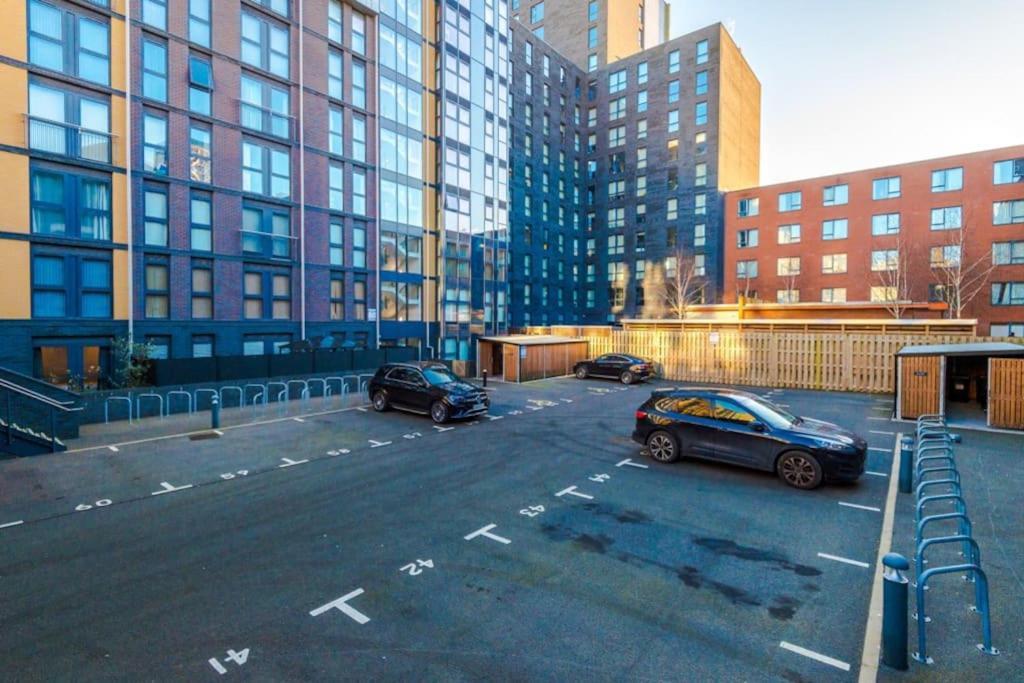 The Royal - Long Term Offers, Fast Wifi, And Up To 4 People *