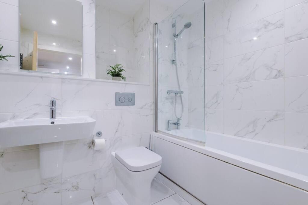 Apartment The Royal - Long Term Offers, Fast Wifi, And Up To 4 People *