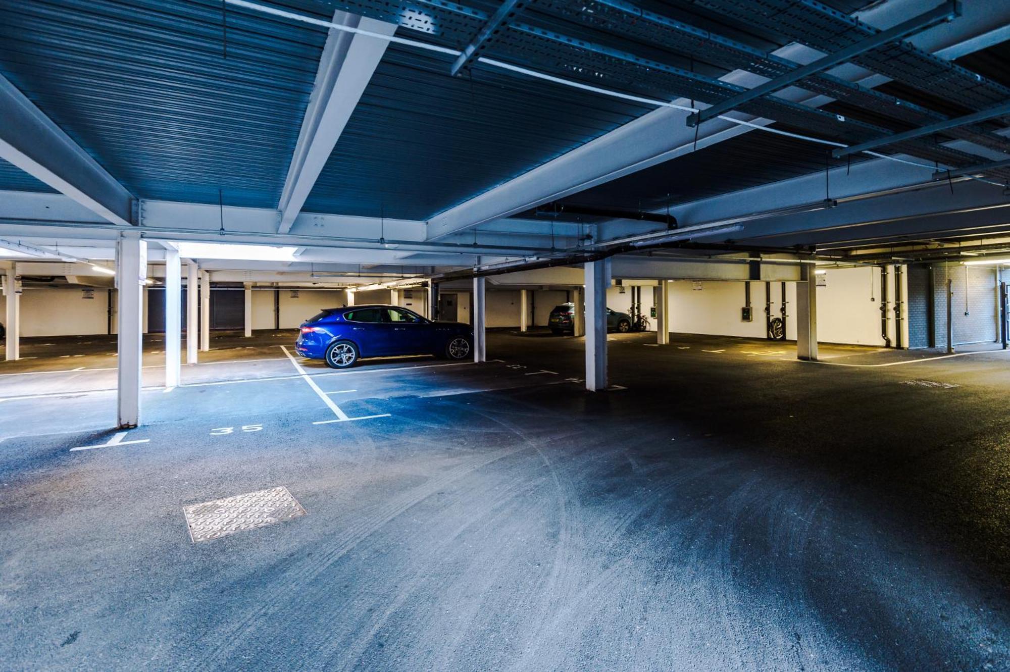 Sterling Suite: Modern Centre By Dreamluxe * Birmingham