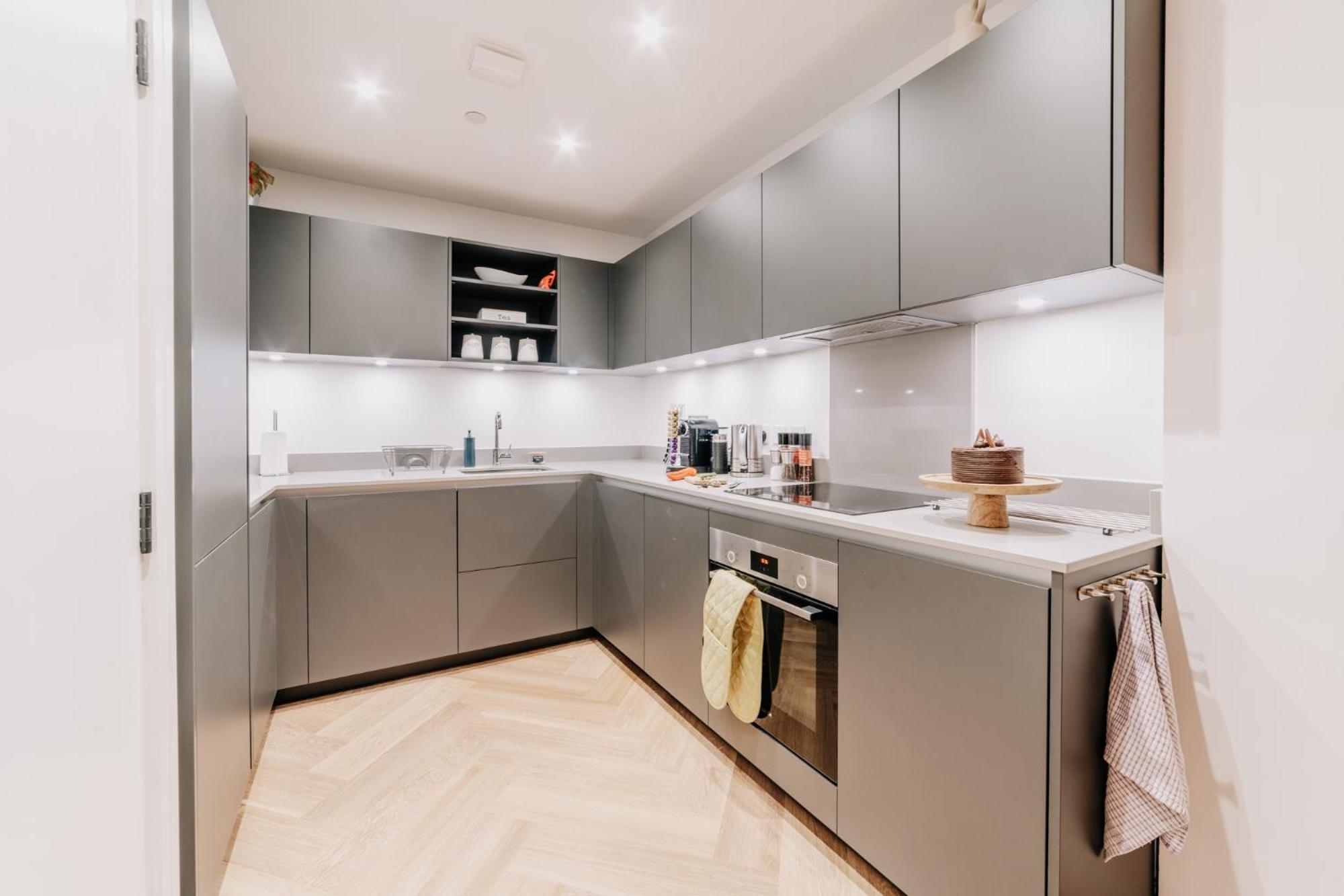 Stylish Grade Ii Listed Pad, Centre, Fast Wifi, Contractors, Families Apartment Birmingham