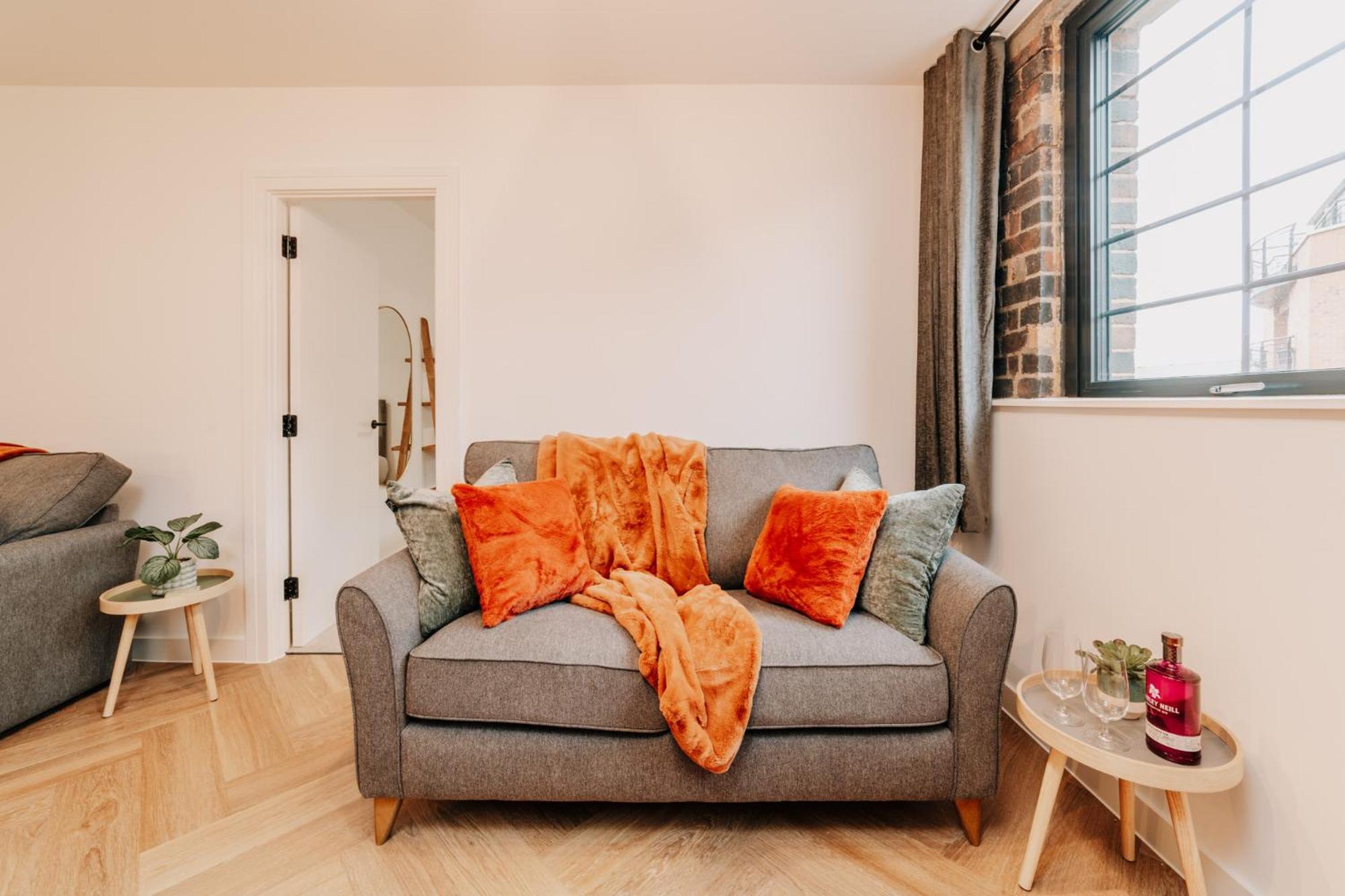 Apartment Stylish Grade Ii Listed Pad, Centre, Fast Wifi, Contractors, Families *