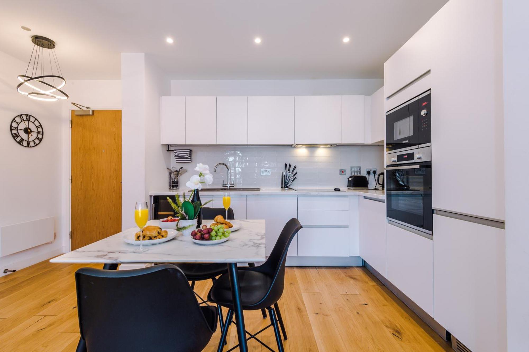 Luxury With Fantastic Discounts * Birmingham