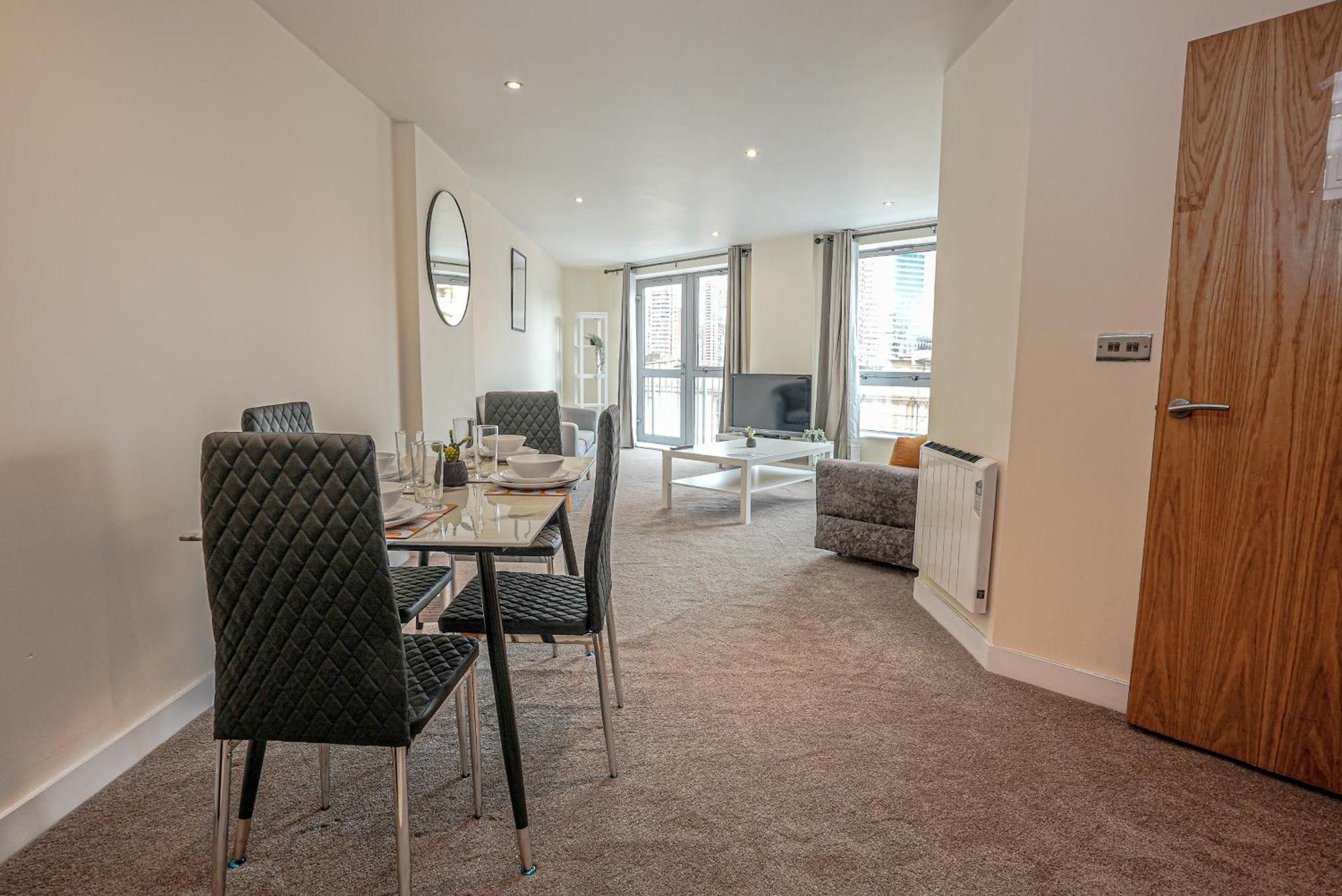 Modern Jewellery Quarter, - 2 Bed - Centre *