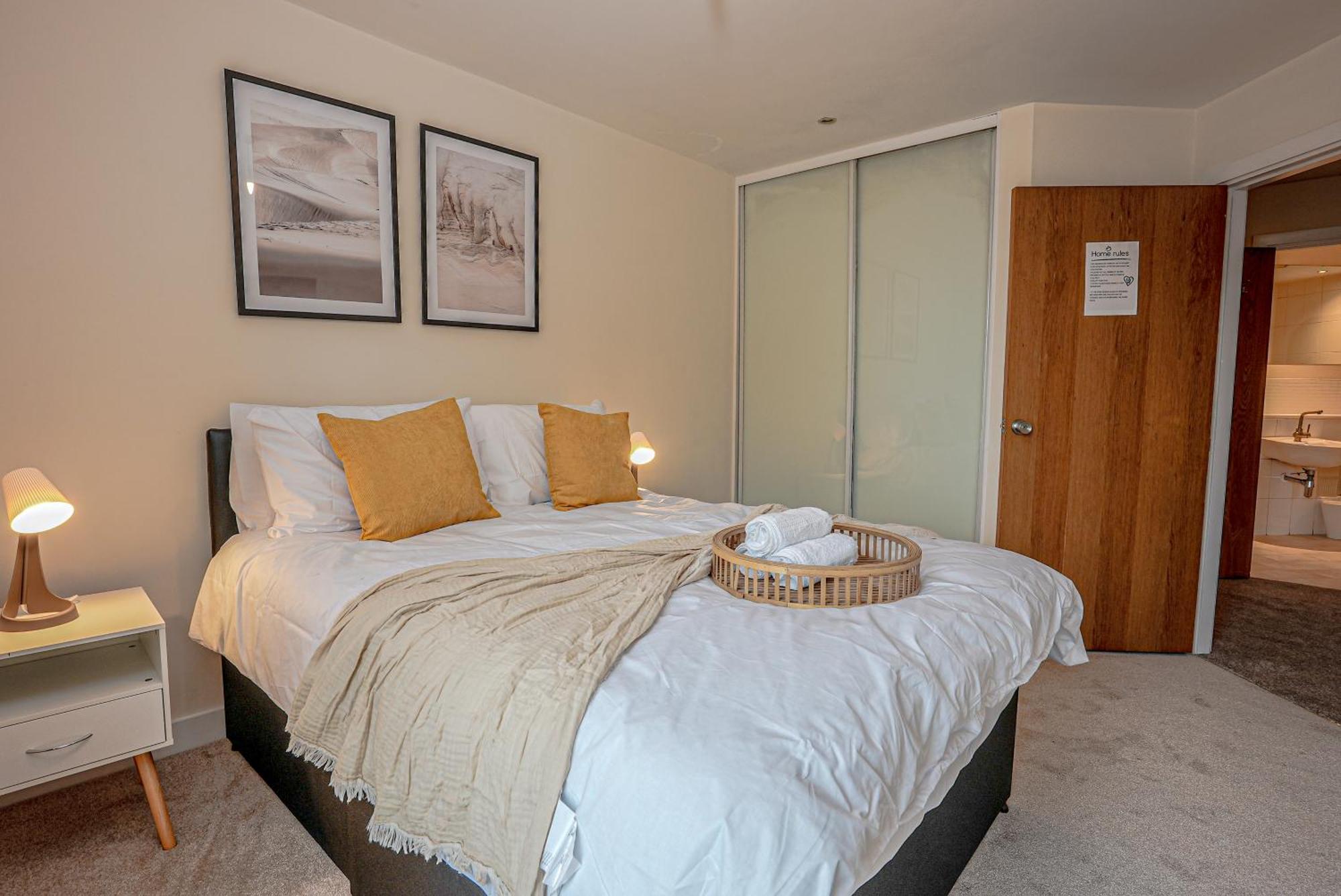 Modern Jewellery Quarter, - 2 Bed - Centre Apartment Birmingham