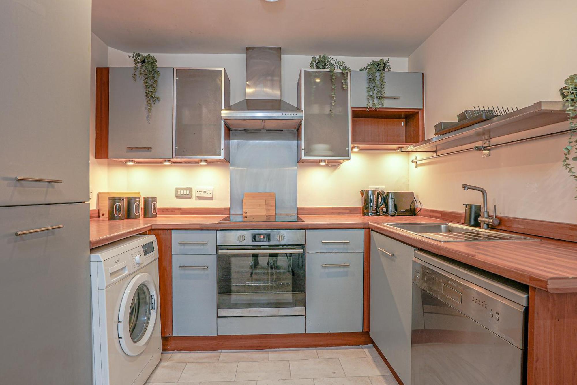 Modern Jewellery Quarter, - 2 Bed - Centre *