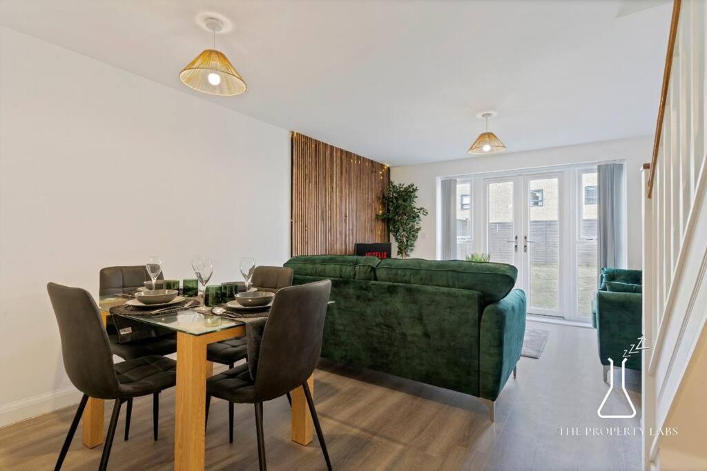 Luxury Centre 2 Bed Retreat - Sleeps 4 - Free Parking Apartment Birmingham