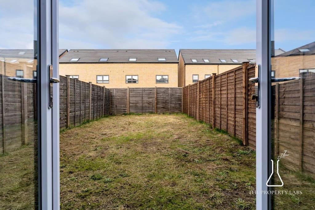 Luxury Centre 2 Bed Retreat - Sleeps 4 - Free Parking * Birmingham
