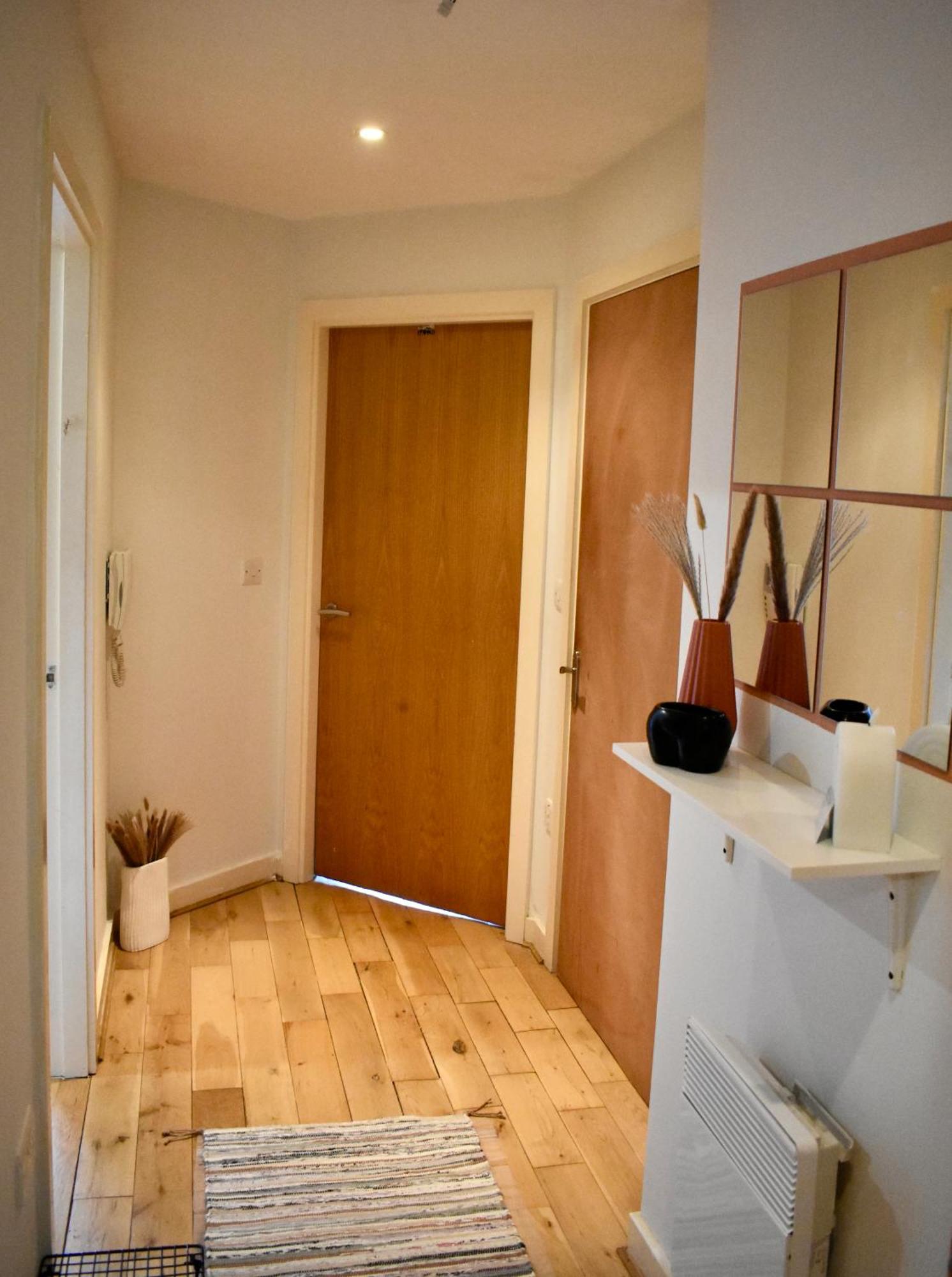 Chic 1 Bed Centrally Located - Jq