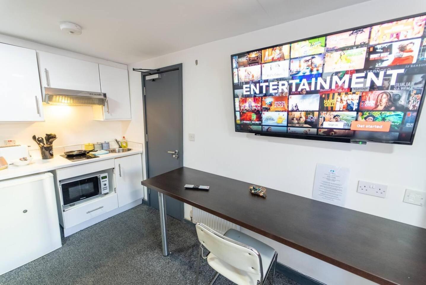 Homely Next To Centre Apartment Birmingham