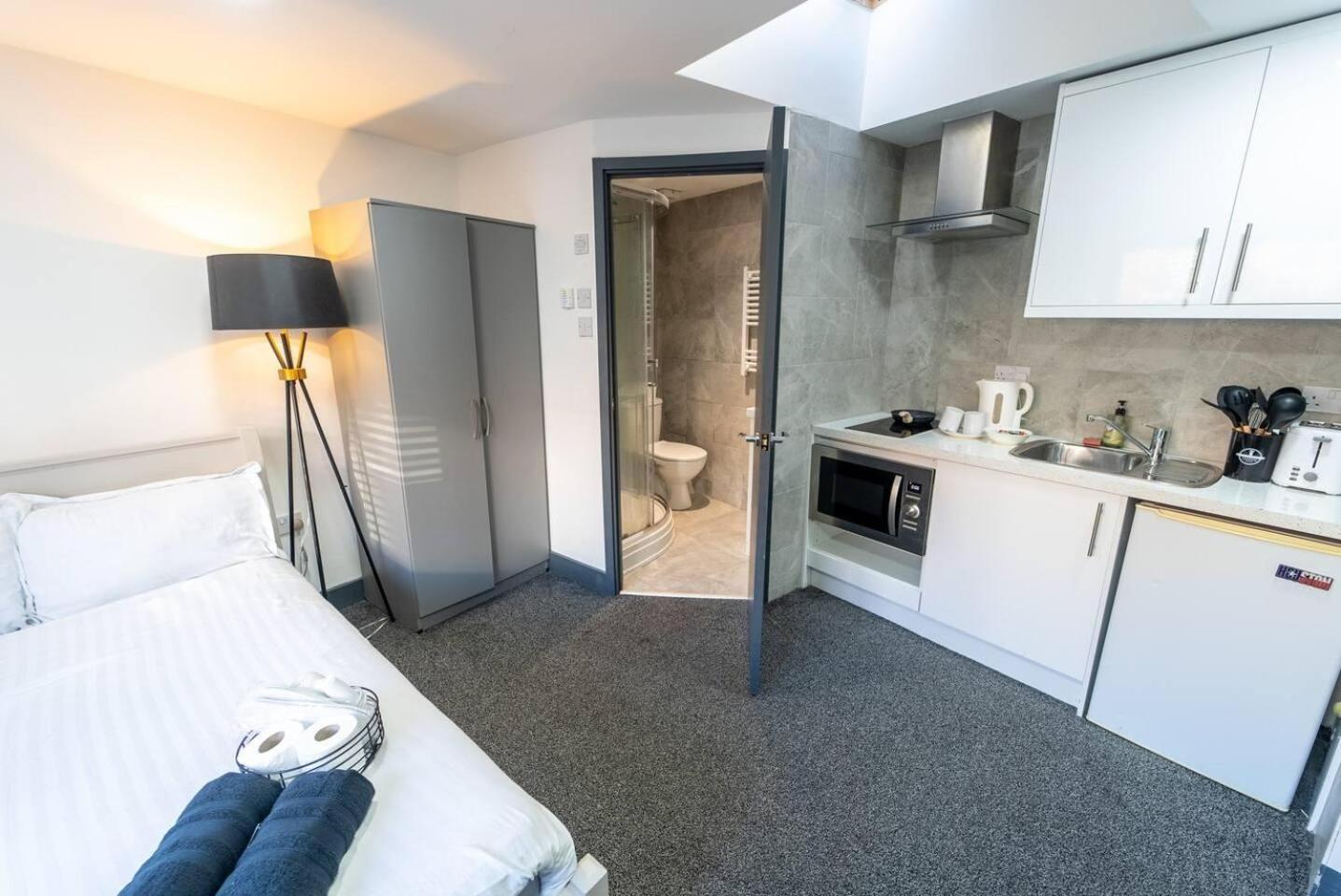 Holiday home Captivating 1-bed In *