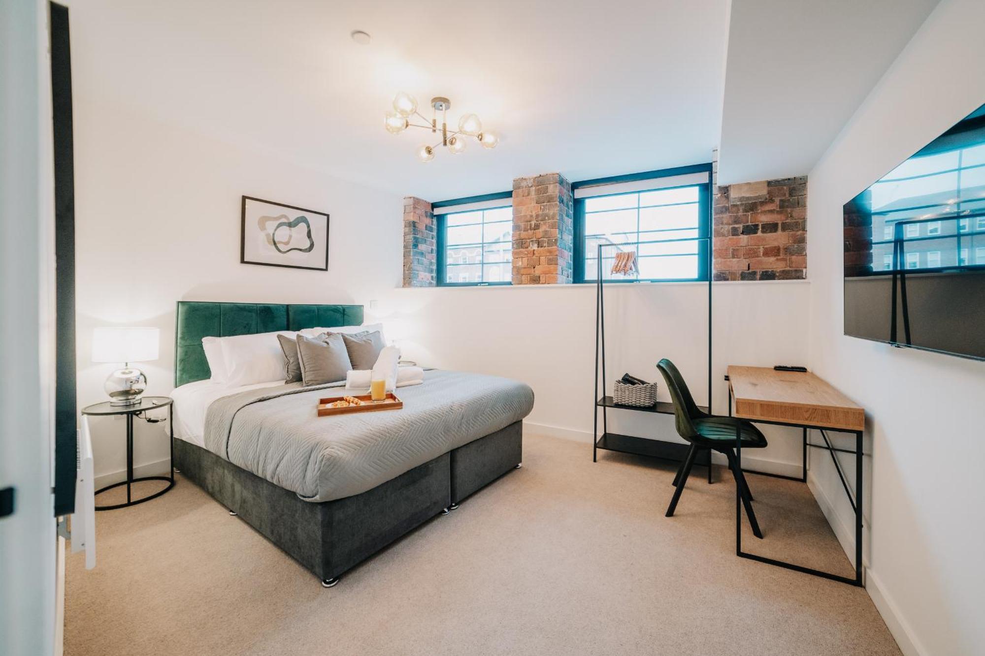 Apartment Grade Ii Listed Unique Gem, Centre, Fast Wifi, Contractors, Family Birmingham