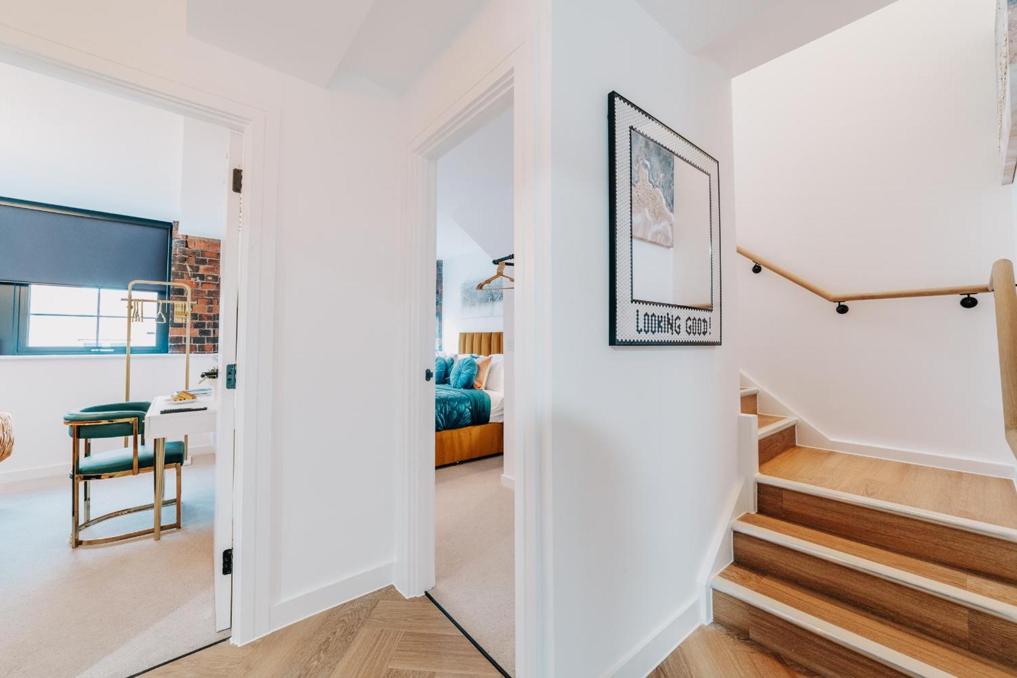 Apartment Boutique Grade Ii Listed Gem, Centre, Fast Wifi, Family/ Contractors