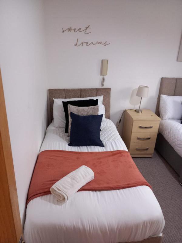 Broad Street - Balcony 1 Bedroom * Birmingham