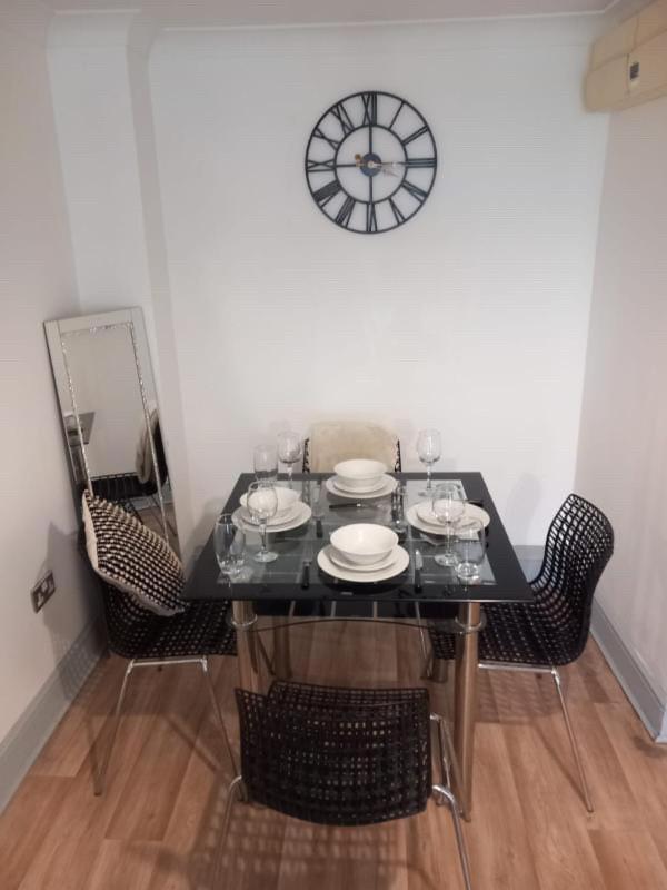Broad Street - Balcony 1 Bedroom * Birmingham