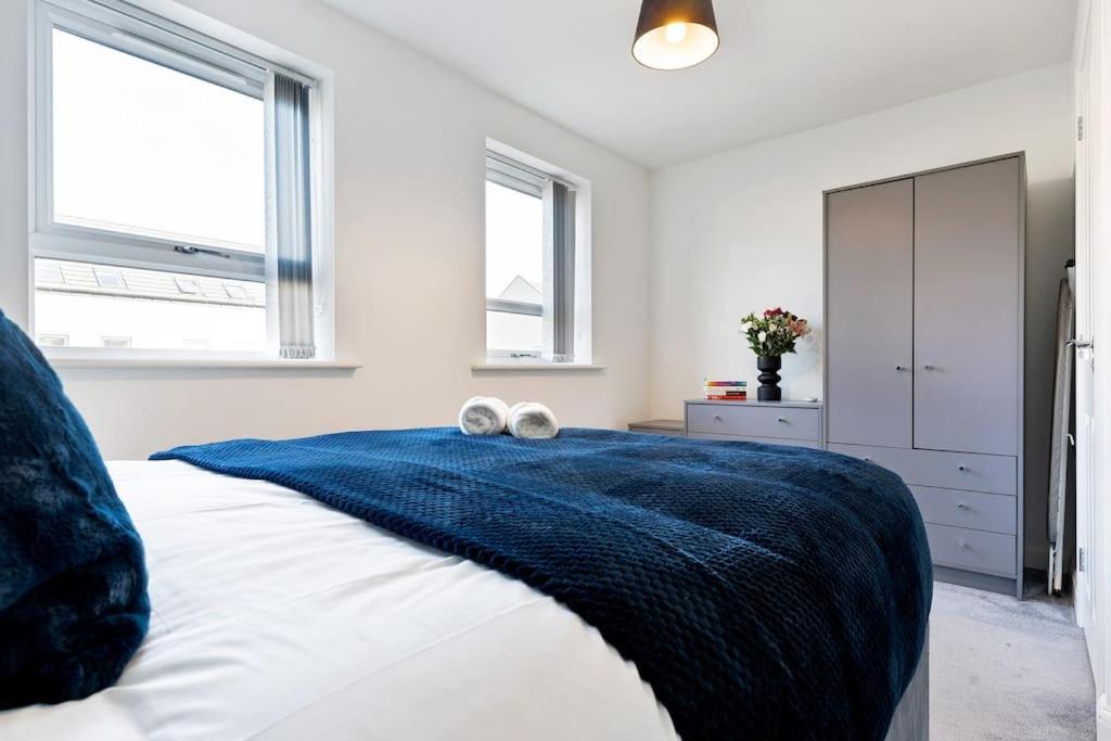 Luxury Centre Townhouse With Free Parking - Sleeps 4 - Perfect For Contractors, Business Travellers, Families And Other Groups - Near Bullring, Newstreet, Selfridges, Nec, Nia & Airport * Birmingham