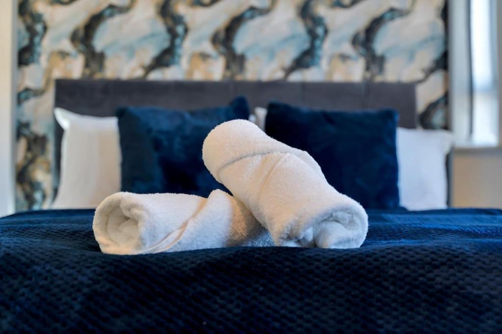 Luxury Centre Townhouse With Free Parking - Sleeps 4 - Perfect For Contractors, Business Travellers, Families And Other Groups - Near Bullring, Newstreet, Selfridges, Nec, Nia & Airport * Birmingham