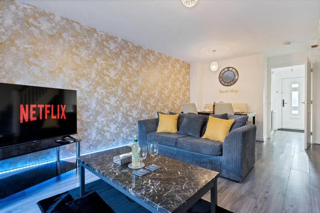 Luxury Centre Townhouse With Free Parking - Sleeps 4 - Perfect For Contractors, Business Travellers, Families And Other Groups - Near Bullring, Newstreet, Selfridges, Nec, Nia & Airport * Birmingham