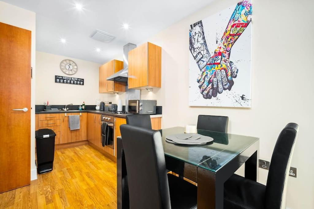 Modern Arcadian Centre By Azura Nights Apartment Birmingham