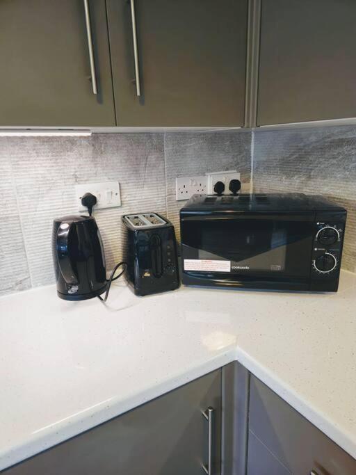 Swankyhome4groups/contractors/m6 Holiday home