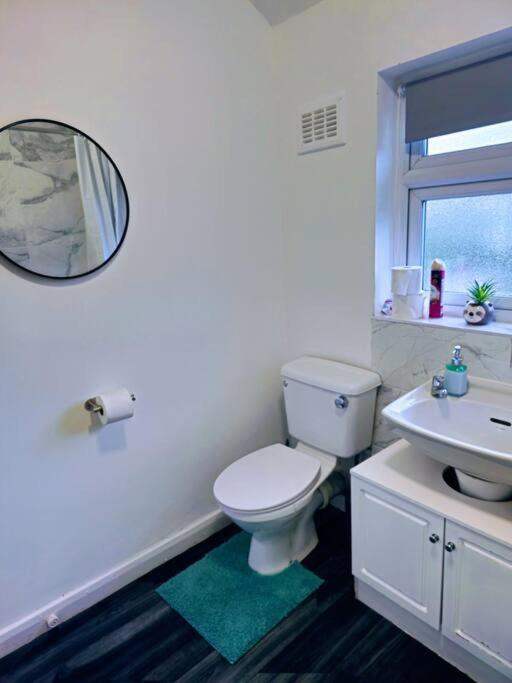 Swankyhome4groups/contractors/m6 Holiday home