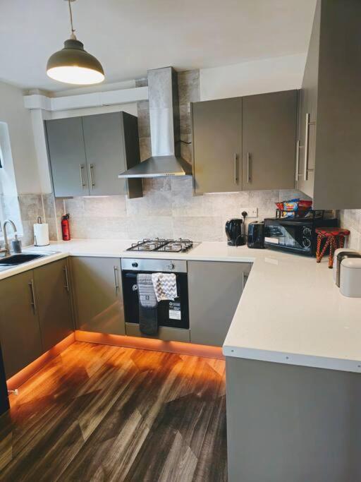 Swankyhome4groups/contractors/m6