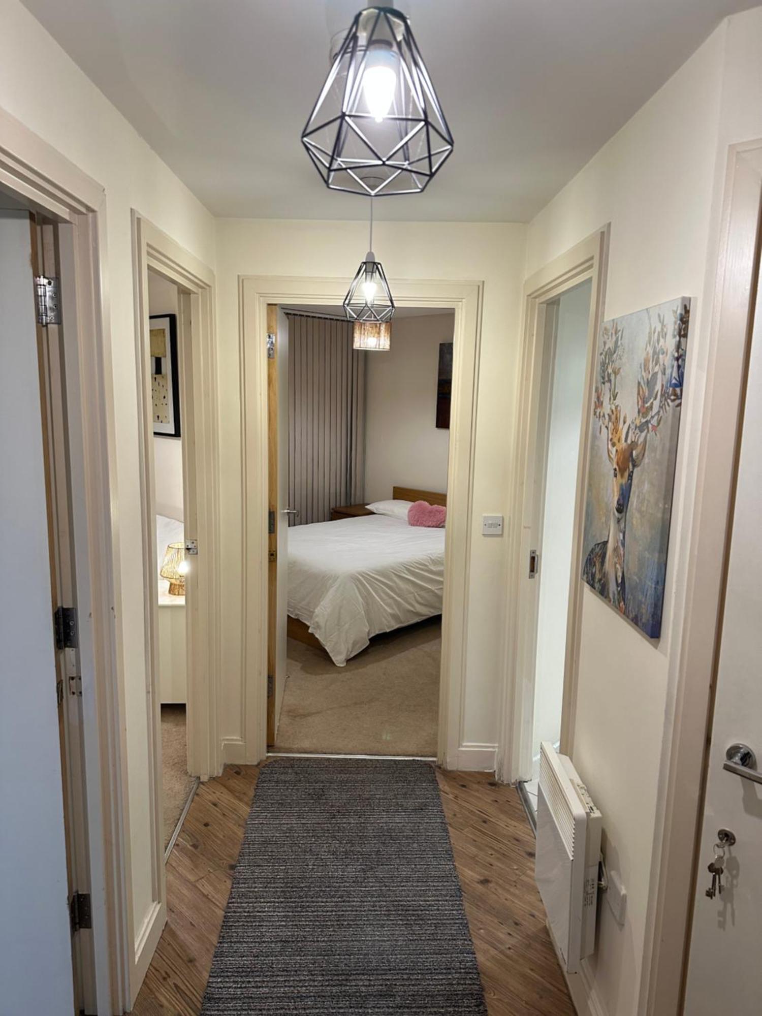 Discover Comfort And Style - Your Elegant Offers A 2-bedroom Haven With Free Secure Parking And Coffee!