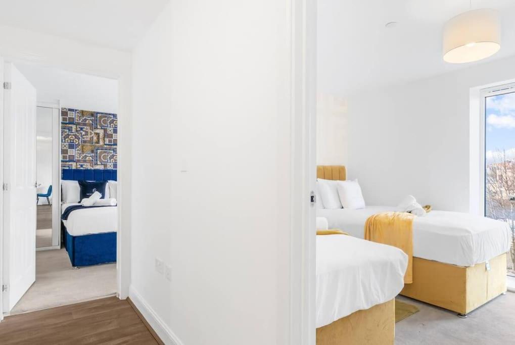 Ideal For Families & Businesses Apartment *