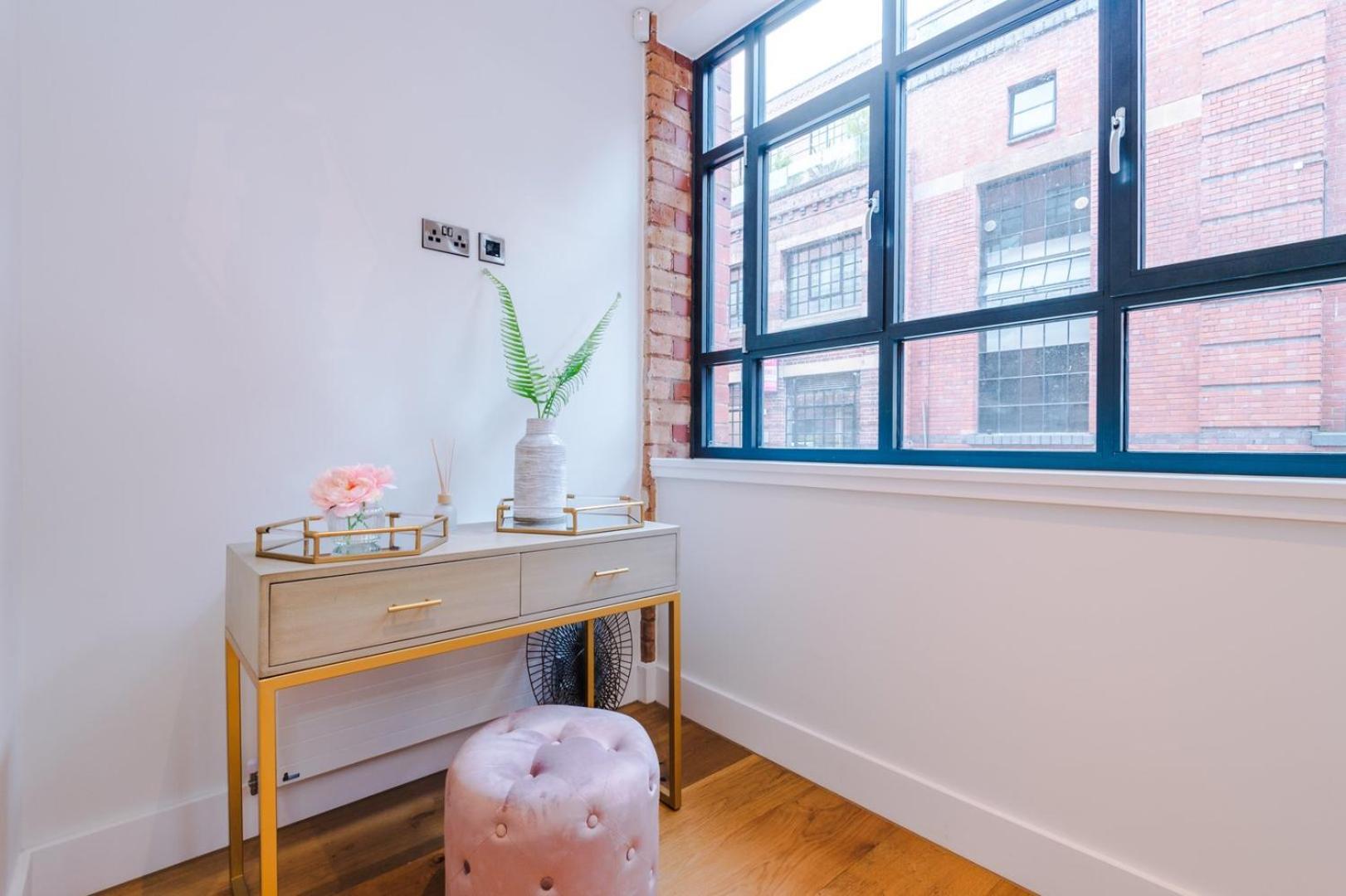 Apartment Wifi | 2bedrooms | 10min Away To Major Attractions Birmingham