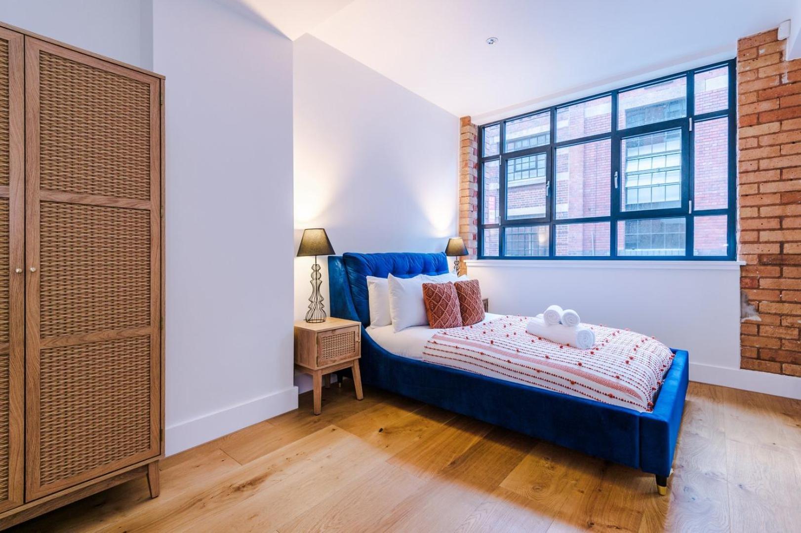 Wifi | 2bedrooms | 10min Away To Major Attractions Apartment