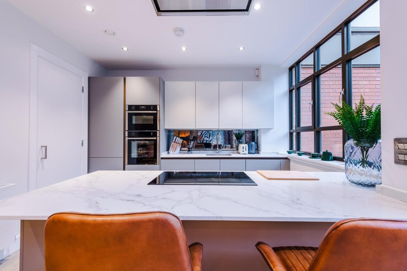 Wifi | 2bedrooms | 10min Away To Major Attractions Apartment
