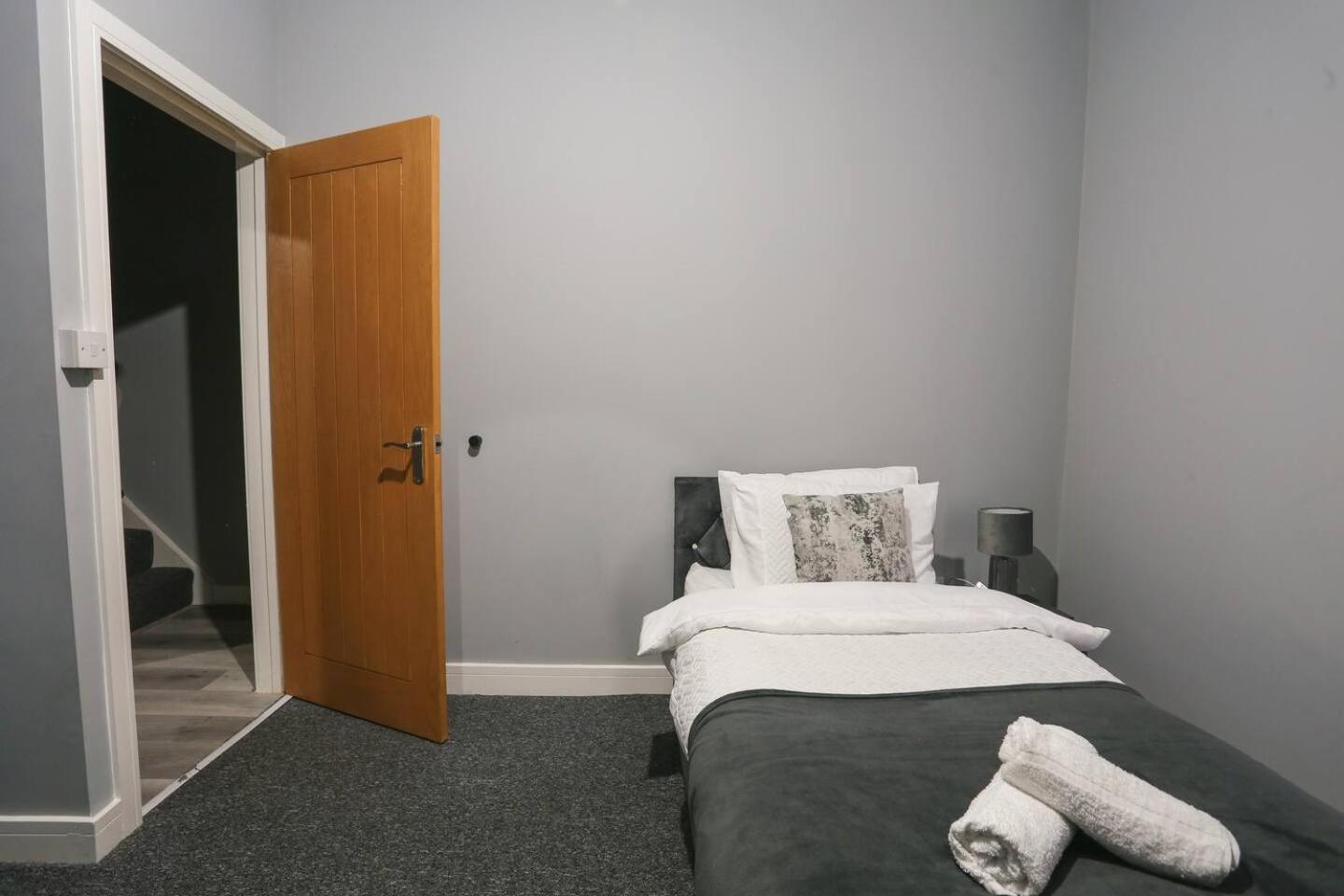 Apartment 2 Bedroom Near Airport - Nec - Centre Birmingham
