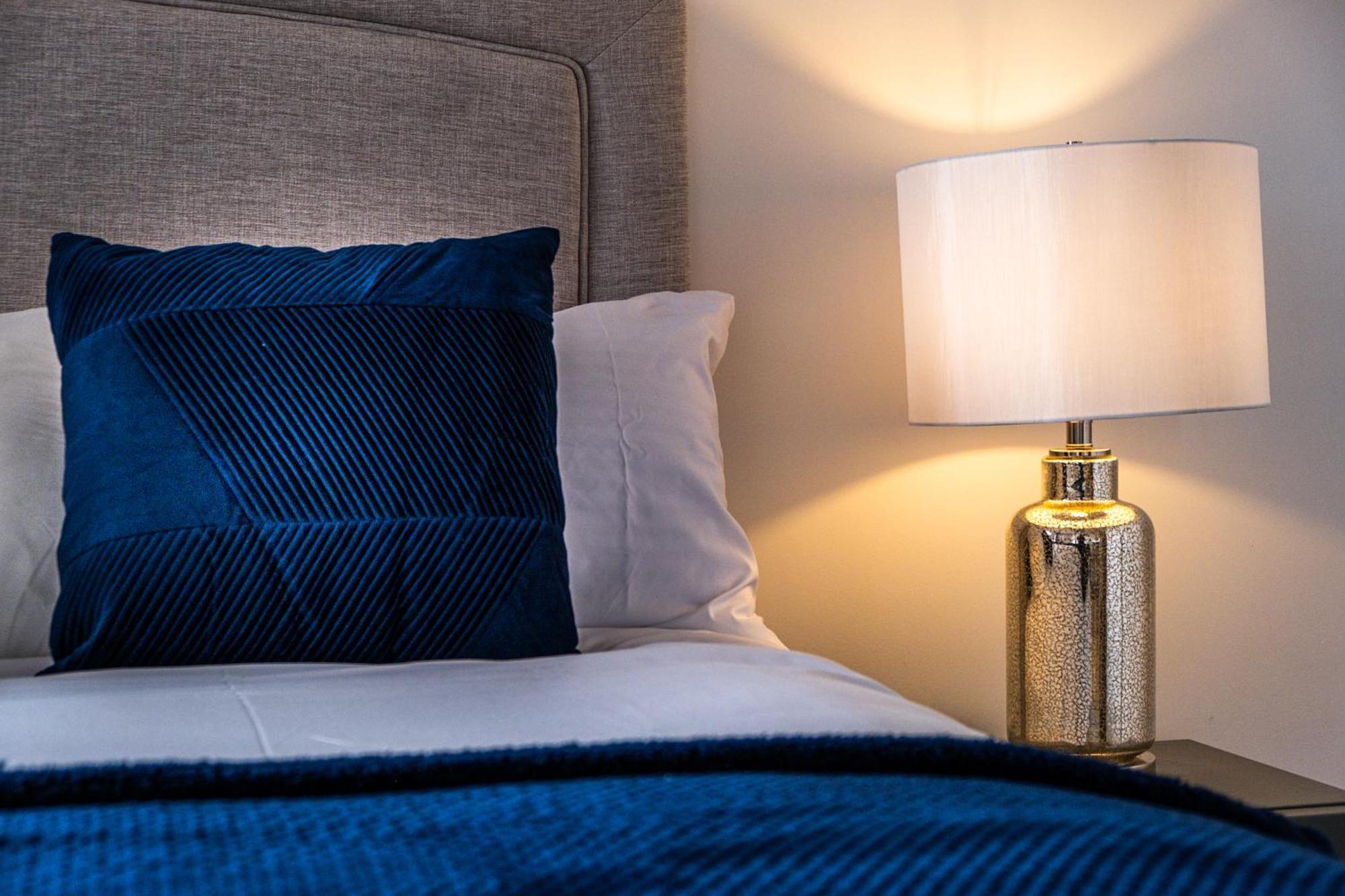 Broadway Mailbox Luxury New 1 Bed With Free Parking