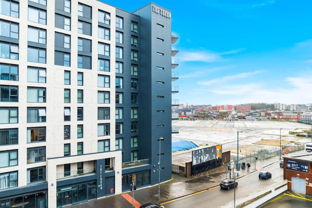 Funky Arcadian Centre By Azura Nights * Birmingham