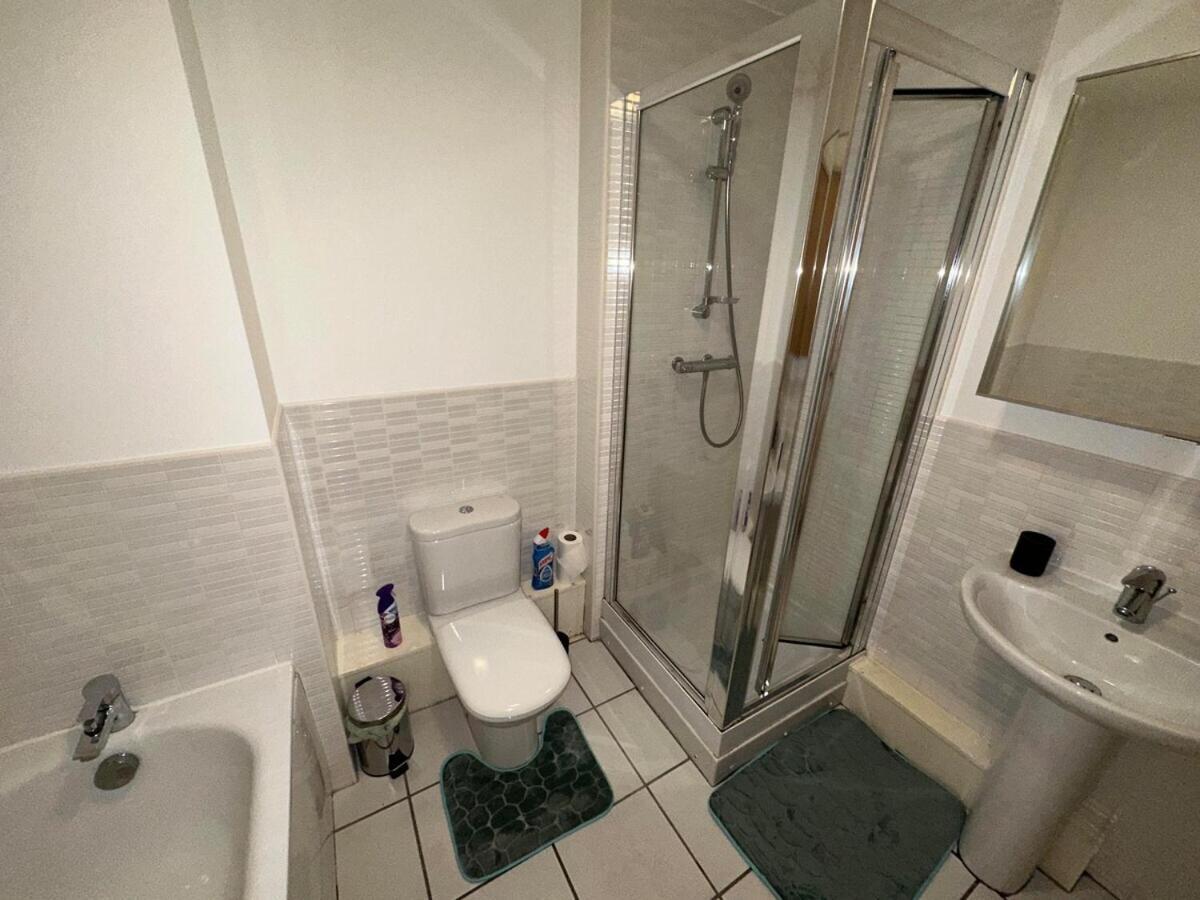 Luxury 1 Bedroom - City Centre - Balcony - Near O2 Academy *