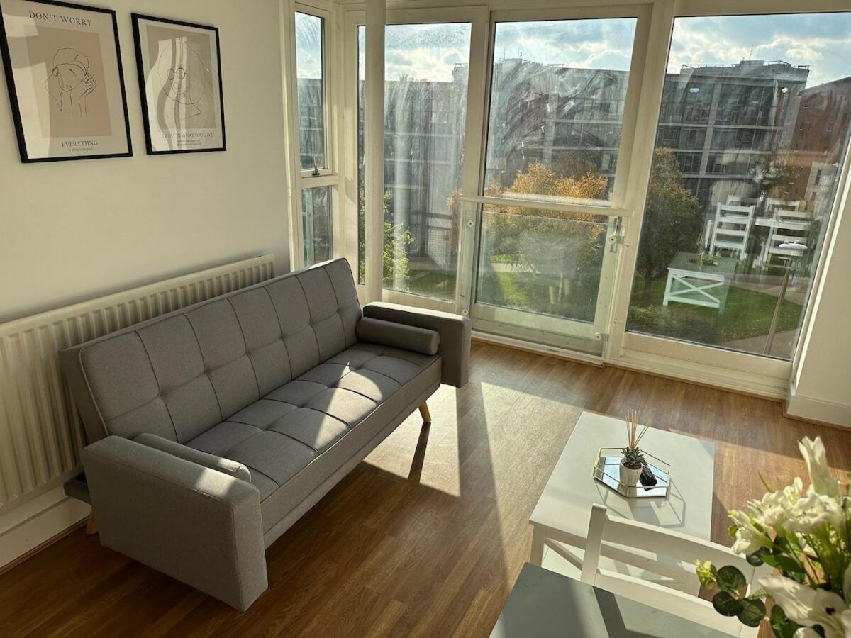 Apartment Luxury 1 Bedroom - City Centre - Balcony - Near O2 Academy