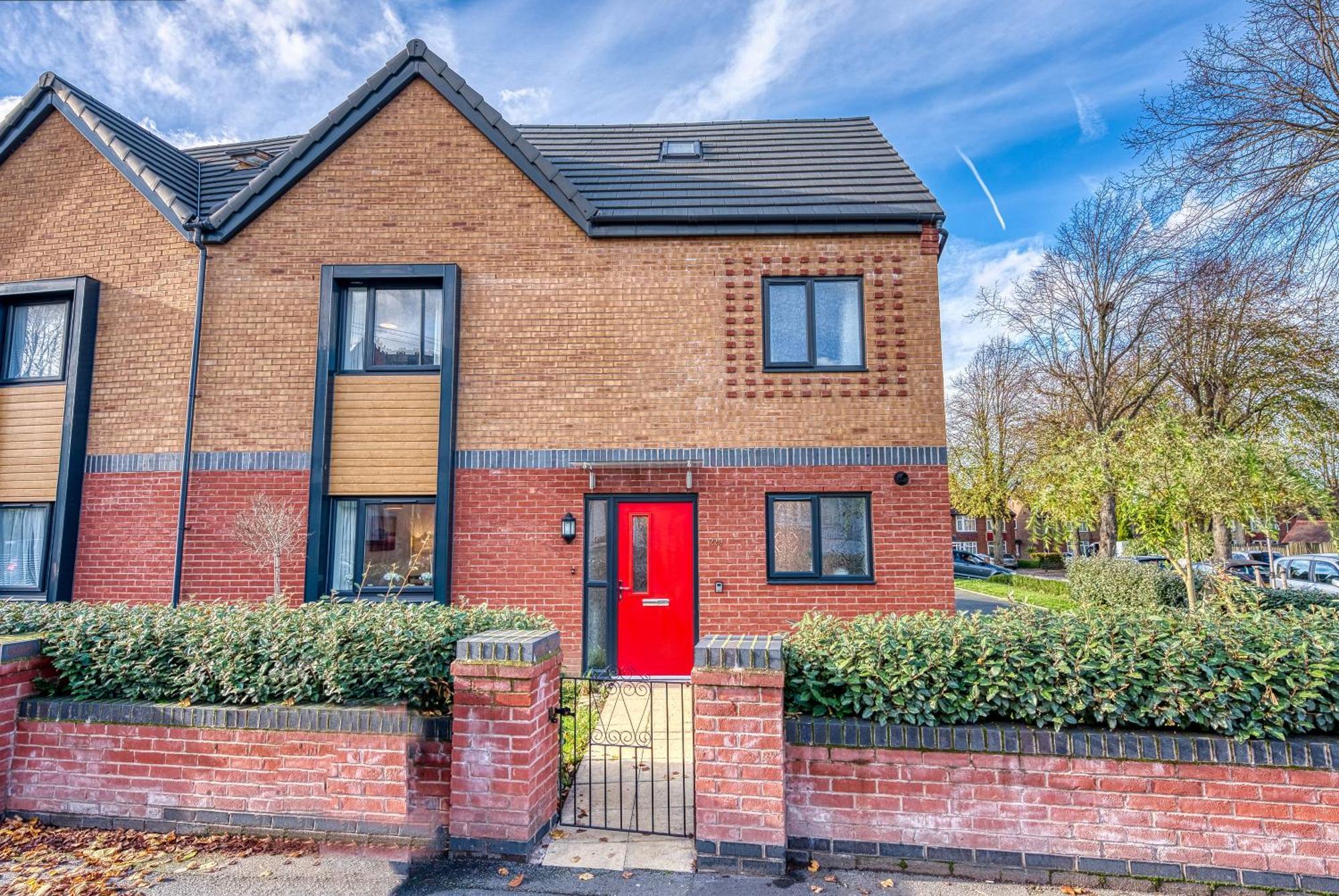 Large 5 Bed House Near Nec, Bhx Airport, Hs2, Private Parking * Birmingham