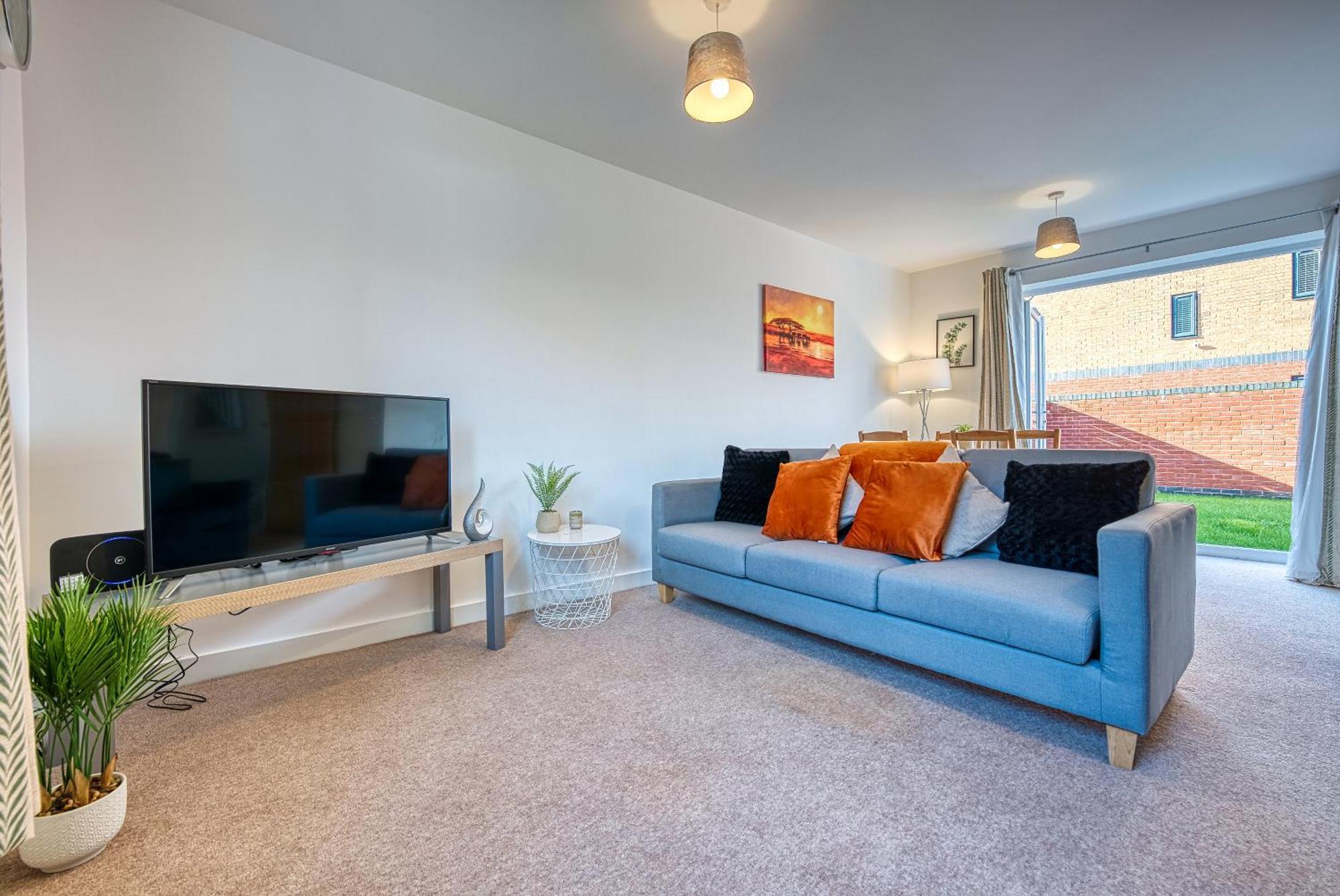 Holiday home Large 5 Bed House Near Nec, Bhx Airport, Hs2, Private Parking *