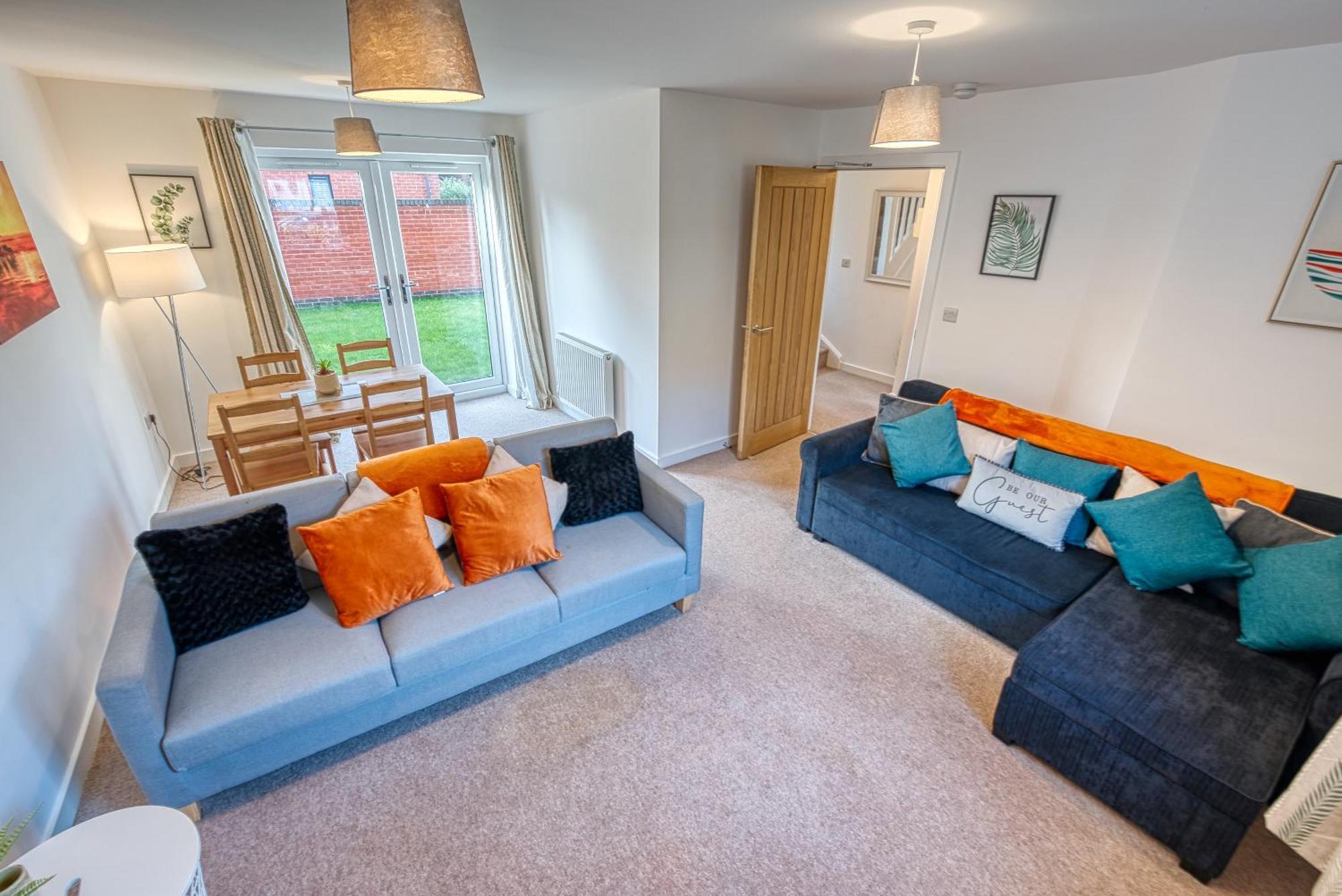 Large 5 Bed House Near Nec, Bhx Airport, Hs2, Private Parking Birmingham