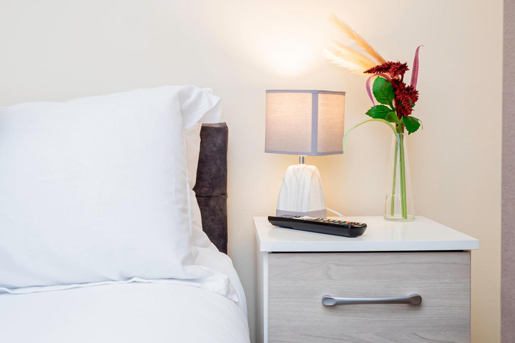 Families, Contractors, Business, Nec, Bhx, Airport Apartment