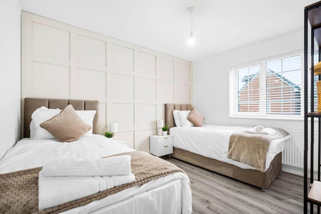 Stunning Modern In Apartment Birmingham