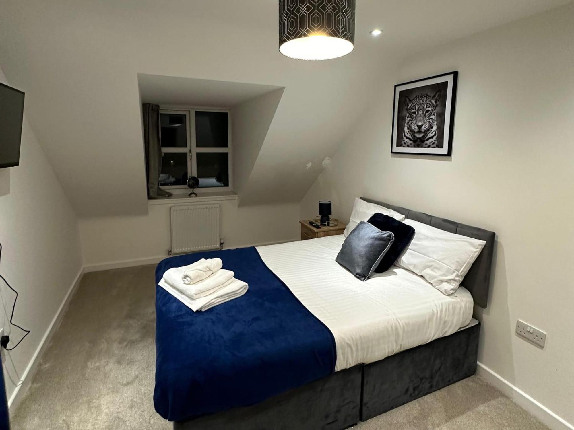 Holiday home House 6 Large Private Bedrooms With 7 Beds, Close To Nec, Jlr, Centre Birmingham