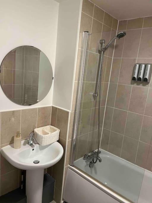 Beautiful 1 Bed Centre Birmingham! Awesome Location!