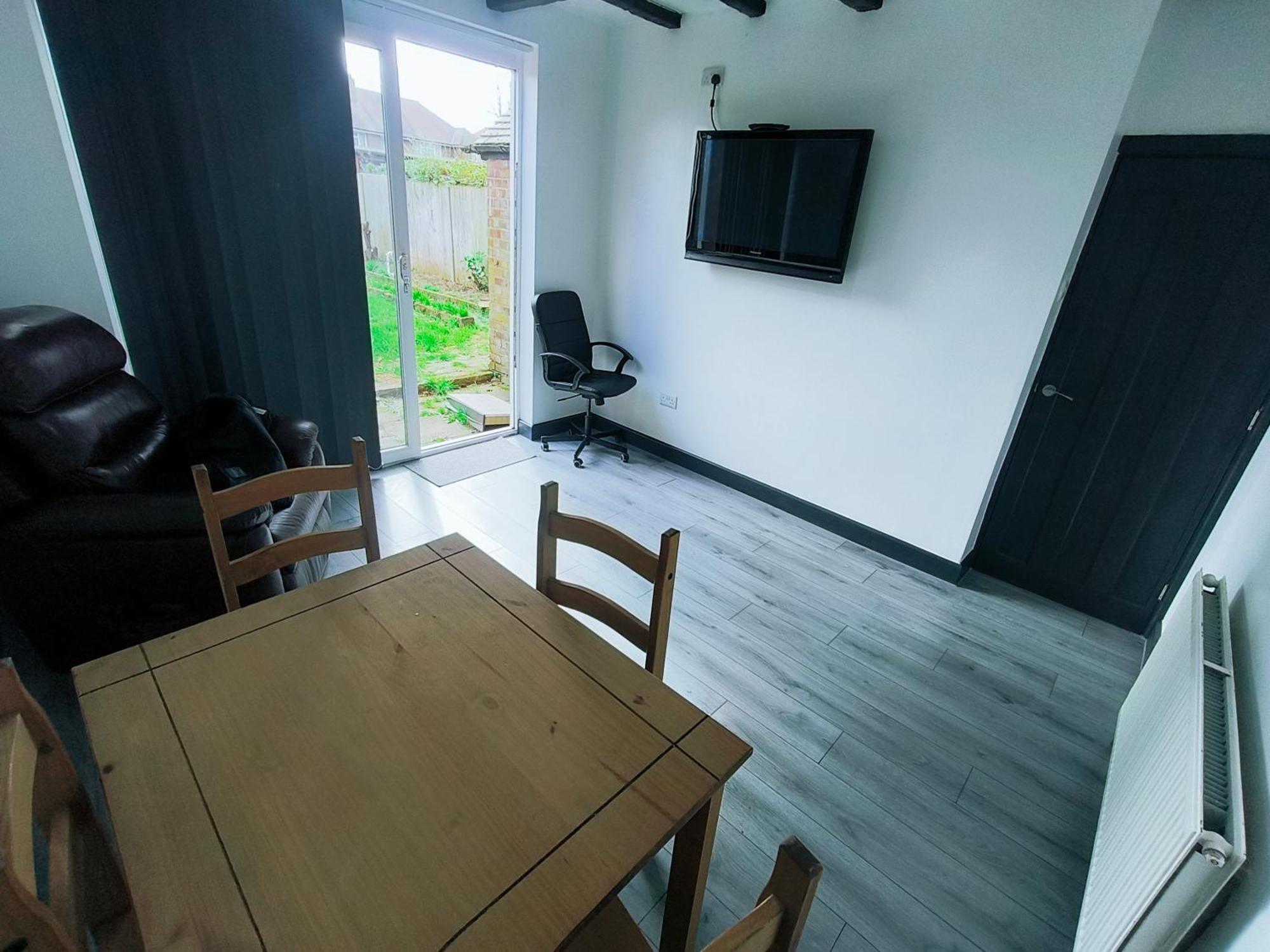Modern 3 Bedroom House * Birmingham
