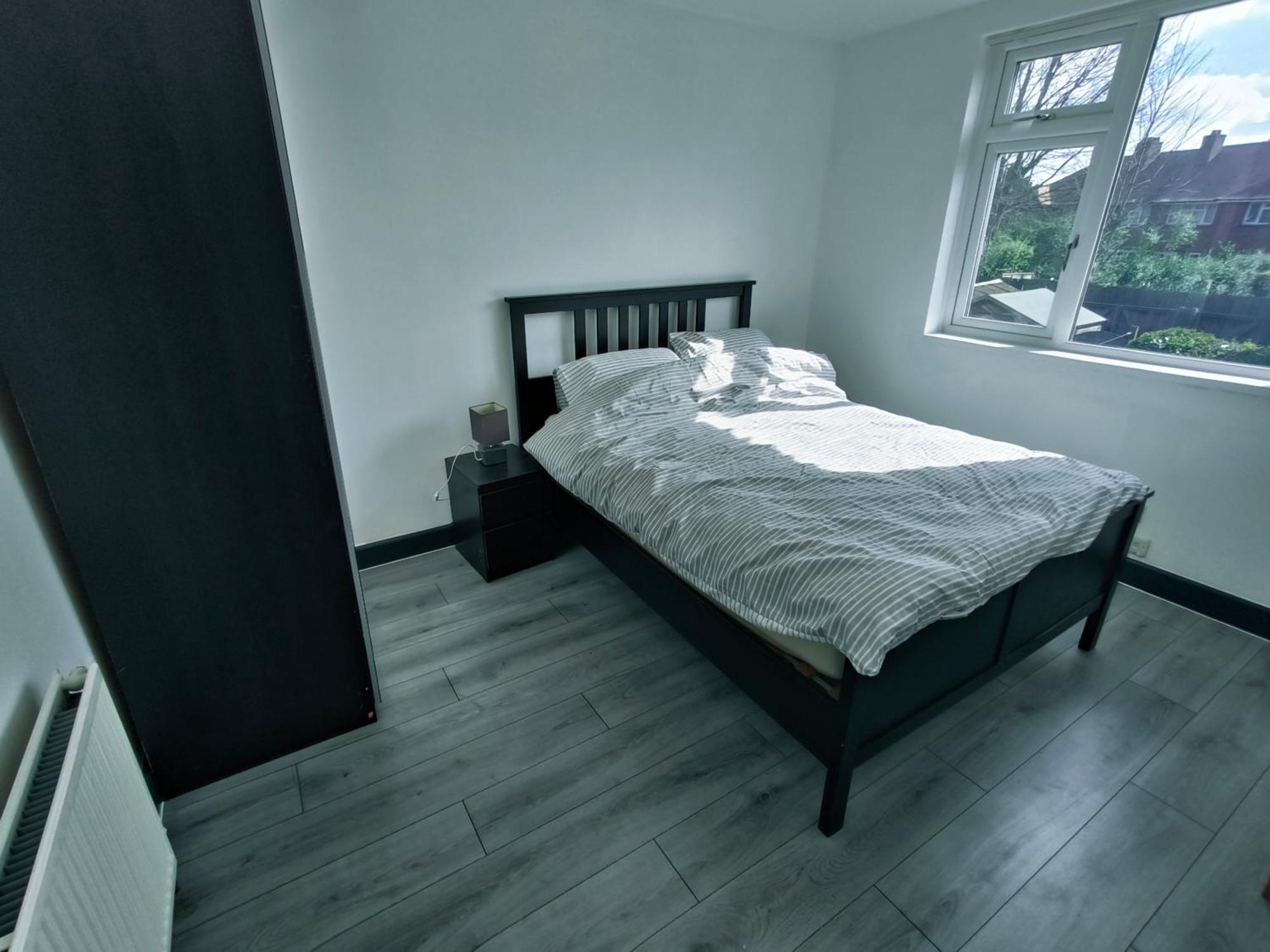 Apartment Modern 3 Bedroom House *