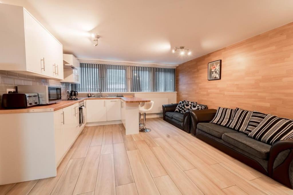 Apartment Parking - Groups - Centre -