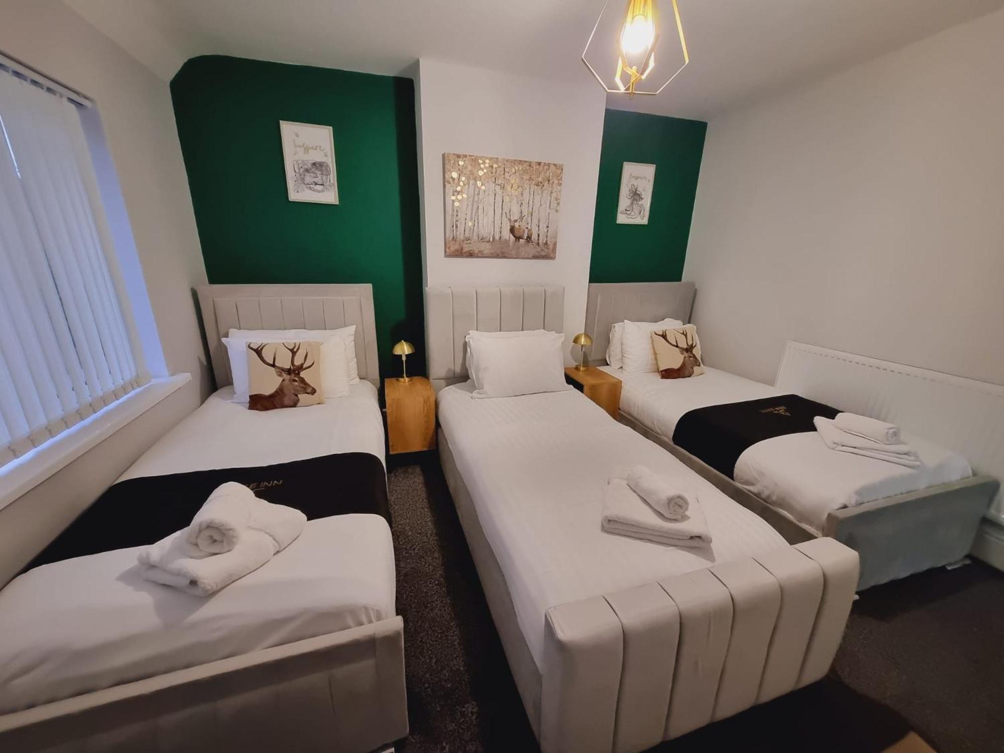 Large 5 Brh For Contractors,families And Business Free Parking