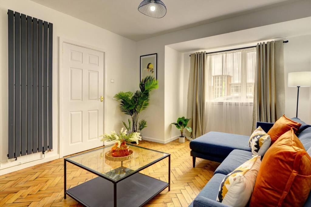 Retreat Close To The N.e.c. Airport World Birmingham