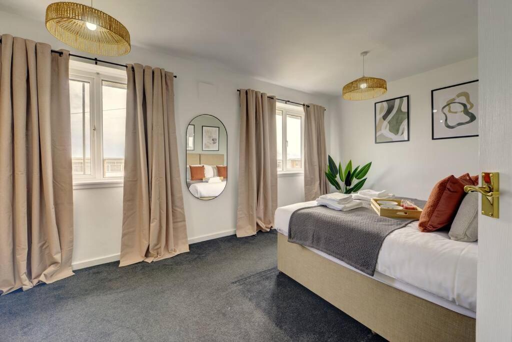 Retreat Close To The N.e.c. Airport World Holiday home